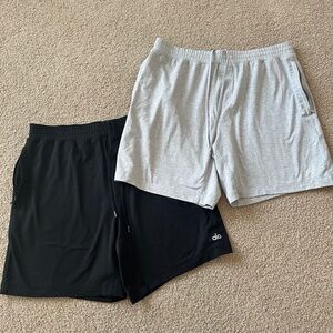 Alo 7" Conquer React Performance Men's Gray Black Short Lot size L